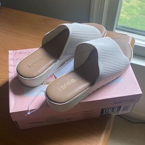 Kensie Women's Tan and Cream Mules